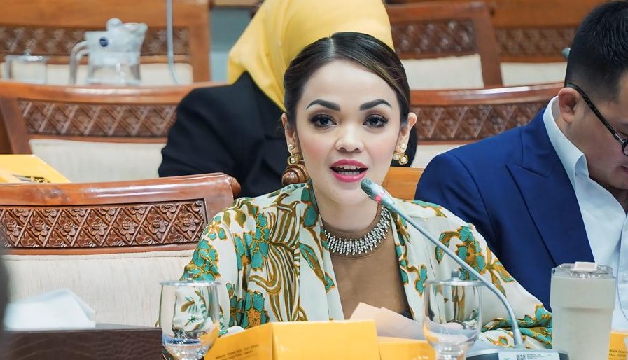 Andina Narang Dukung Keputusan Pemerintah Evakuasi WNI dari Iran-Israel