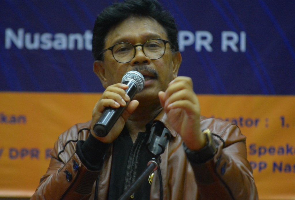 Johnny Sebut Prabowo Tak Paham Soal Utang Pemerintah