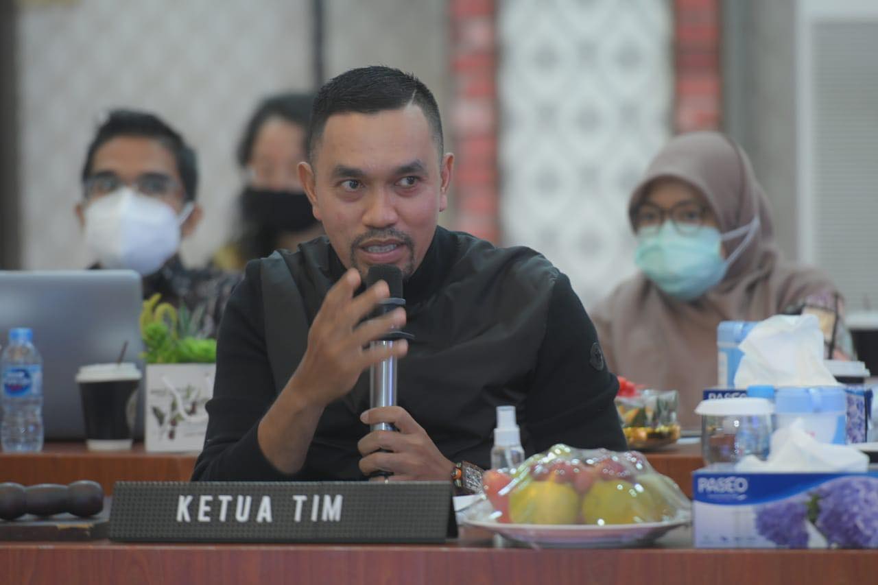 Kawal PPKM Darurat Aparat Harus Bersikap Humanis