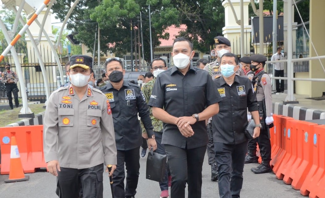 Sahroni Apresiasi Keseriusan Polri Bantu Vaksinasi Covid-19
