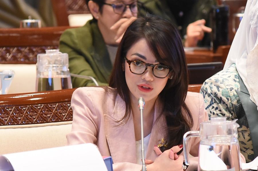 Andina Narang Soroti Kesiapan Pertahanan RI Hadapi Perang Modern
