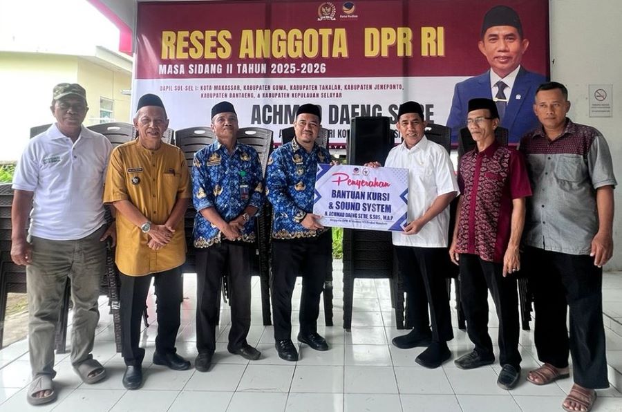 Daeng Se're Salurkan Bantuan untuk Kegiatan Sosial Masyarakat Takalar
