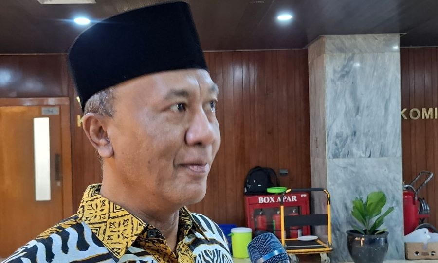 NasDem Minta Pemerintah Tuntaskan Masalah Tenaga Honerer Tahun Ini