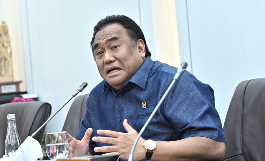 Gobel Soroti Budaya Kerja BUMN Karya yang Belum Profesional