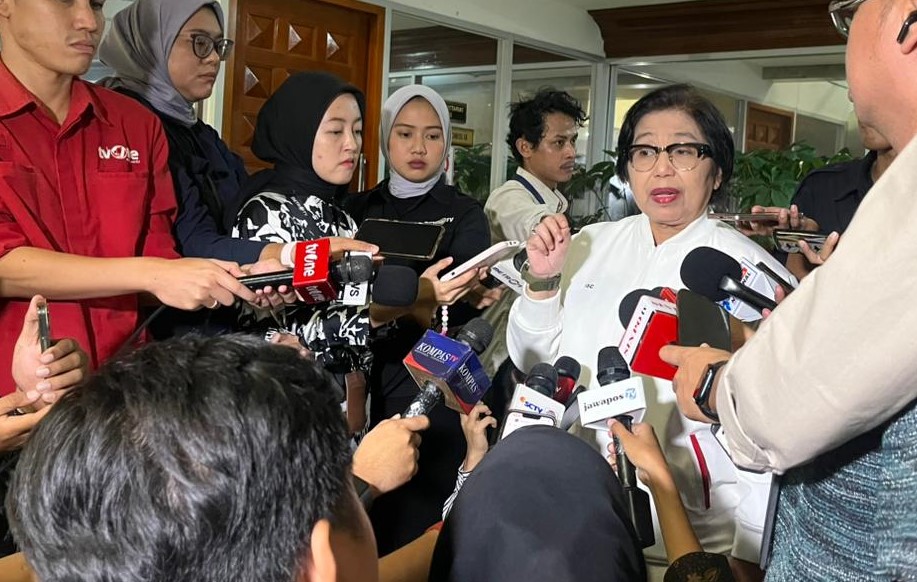 Irma Suryani Minta Pemerintah Turunkan Pajak Alkes dan Obat