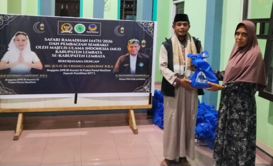 Julie Laiskodat Gelar Safari Ramadan 10 Hari di Lembata