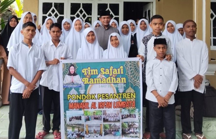 Julie Laiskodat Gandeng Ponpes Gelar Safari Ramadan di Lembata
