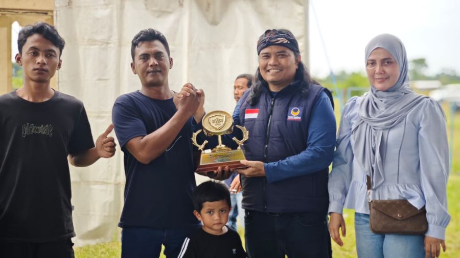 Meriahkan HUT NasDem, Nurhadi Gelar Lomba Kicau Burung di Blitar