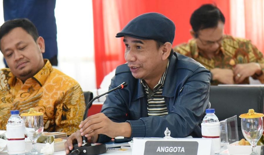 Rudianto Lallo Desak Kejagung Usut Kajari Jakarta Barat secara Pidana