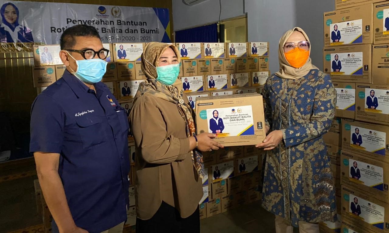 Sri Wahyuni Beri Bantuan untuk Bumil dan Balita di Ponorogo