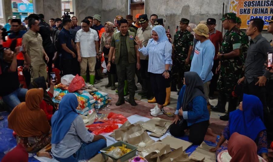 Sri Wulan Salurkan Bantuan untuk Warga Terdampak Banjir di Pati