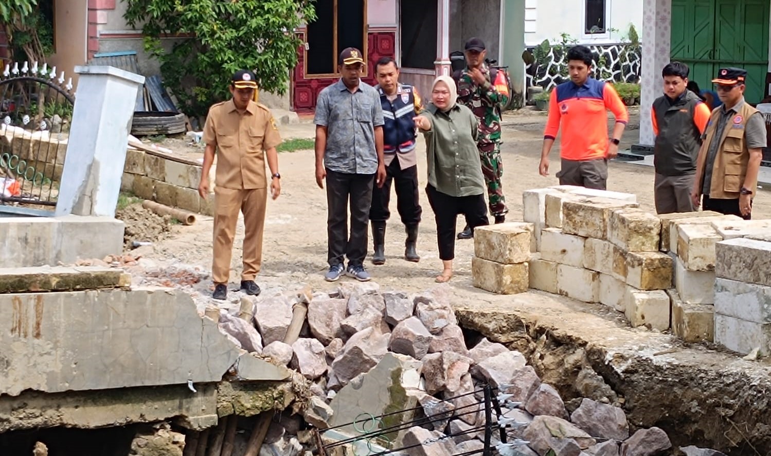 Legislator NasDem dan BNPB Bangun Tanggul Darurat Atasi Banjir di Pati