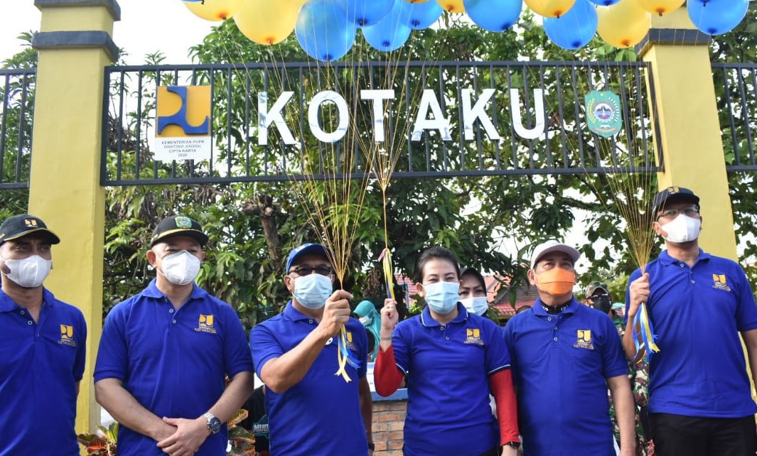 Syarif Resmikan Program Kotaku di Singkawang