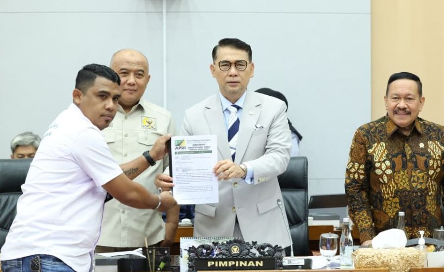 Syarif Fasha Dukung Legalisasi Tambang Rakyat