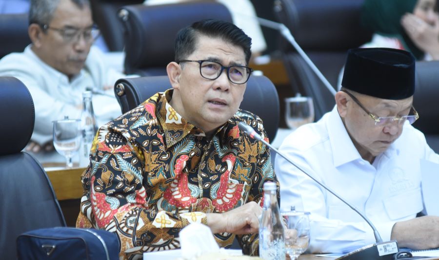 Perbaiki Kontribusi Sektor Migas dan Tambang bagi Pendapatan Negara