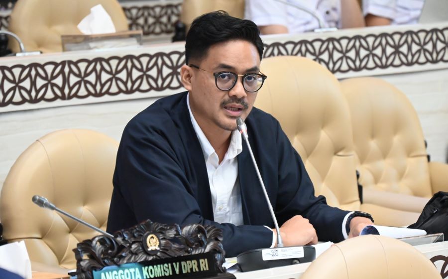 Teguh Iswara Ingatkan Keselamatan Transportasi Laut saat Mudik