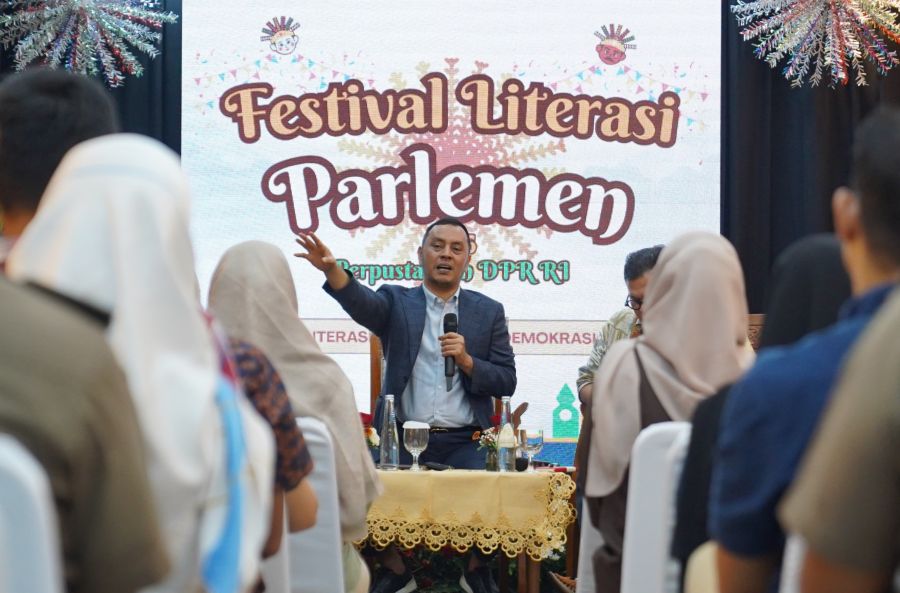 Literasi bukan Sekadar Membaca